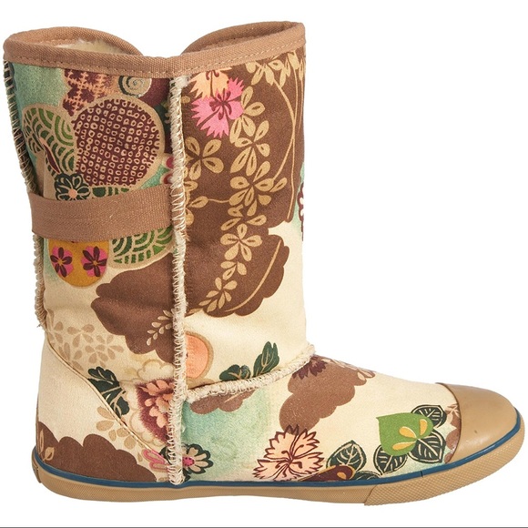 sugar morigami boots